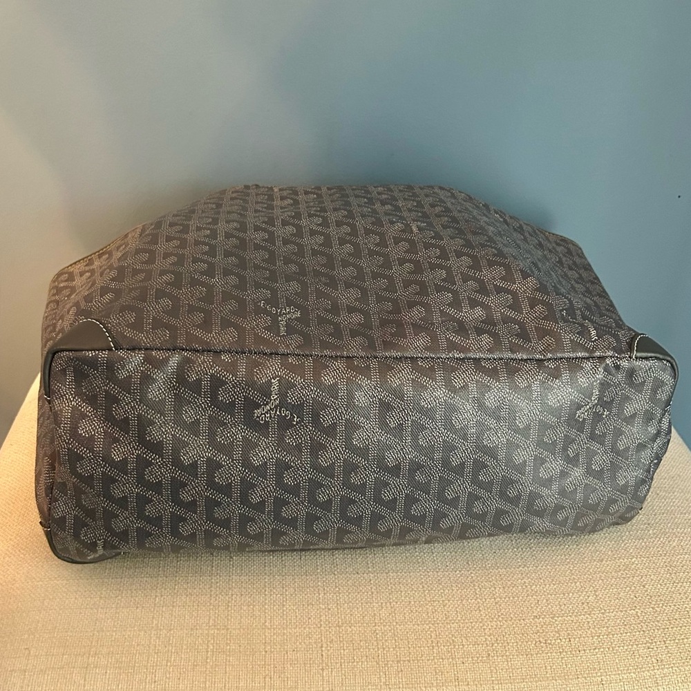 Goyard Gray Saint Louis PM Tote Bag - Picture 8 of 11